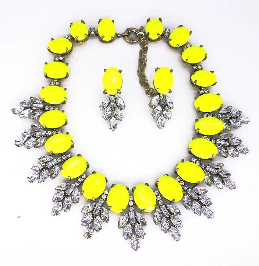 2025 New Luxury Crystal Rhinestone Collar Choker Necklace Women Indian Ethnic Statement Maxi Big Bib Necklace Wedding Jewelry