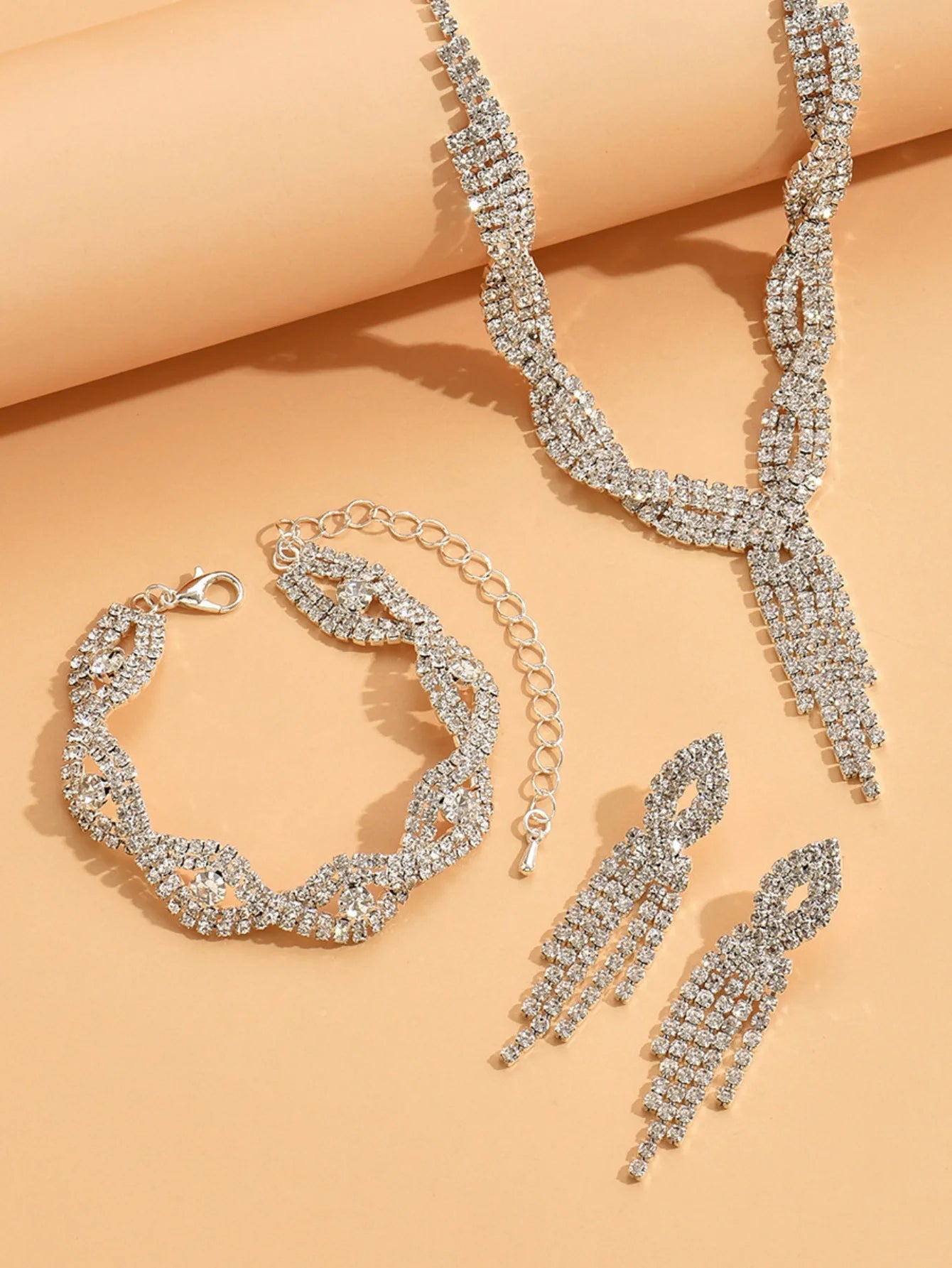 4PC Women's Fashion Copper Claw Chain Hollow Tassel Necklace Earrings Bracelet Jewelry Set Wedding Banquet Party Festival Gift