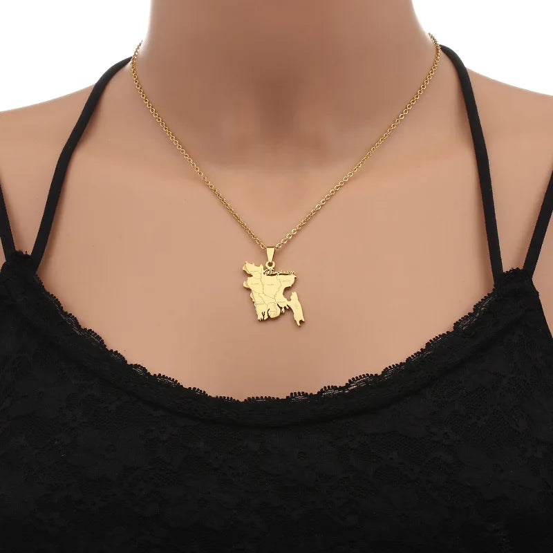 2024 New fashion stainless steel O Bengal map necklace for men and women geometric titanium steel pendant national style clavicl