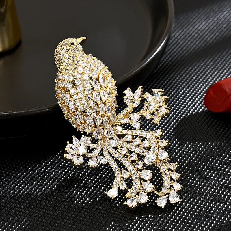 SUYU National Style Retro Color Copper Inlaid Cubic Zirconia Animal Suit Jacket Gift Accessories Female Magpie Brooch