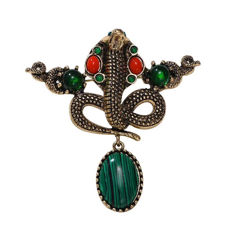 Vintage Women Men Classic Palace Style Pendant Crystal Badges Accessories Retro Baroque Unisex Alloy Brooch Pin Accessories