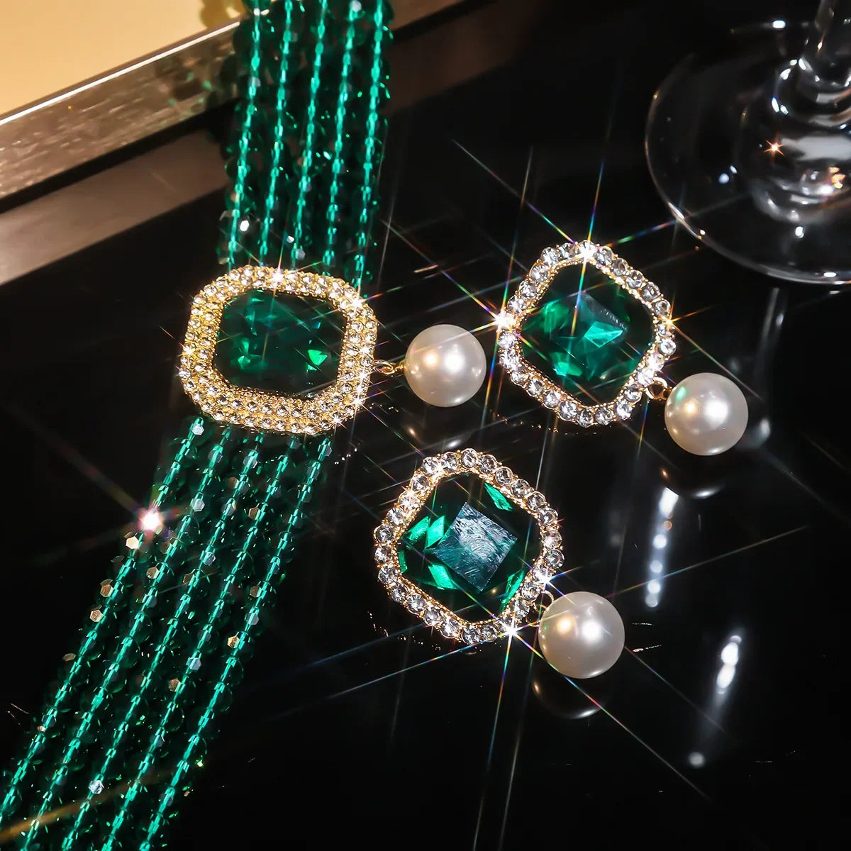 Vintage Multilayer Green Red Blue Black Crystal Necklace Geometric Square Pearl Earrings For Women Weddings Banquet Jewelry Sets