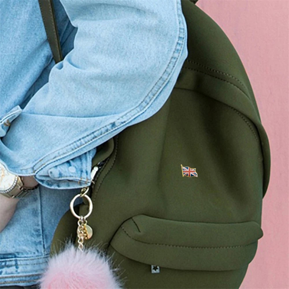 UK Waving National Flag Lapel Pins Multicolor Patriotic Bag/Clothes Metal Brooch Pin Decor