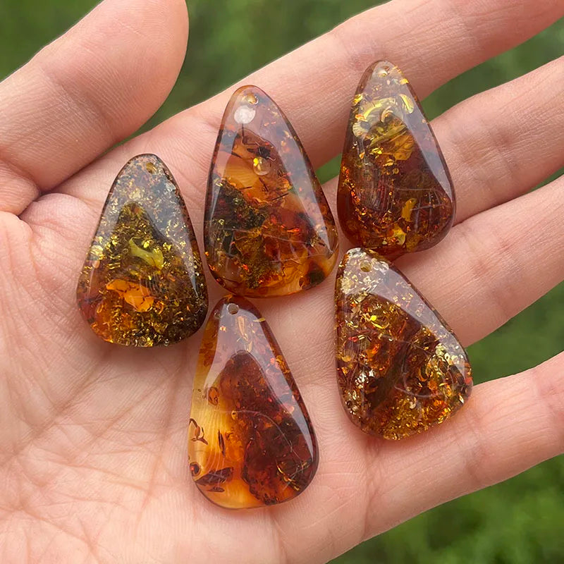 Yoowei Natural Piebald Amber 100% Genuine Unique Pendant Necklace Diy New Oval Water Drop Fashion Jewelry Original Reiki Stone