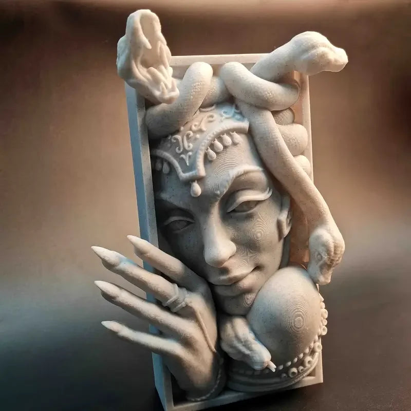Medusa Figurine Bookends, Decorative Plastic Statue for Shelf, Desk, and Room Ambiance, Versatile Indoor Decor