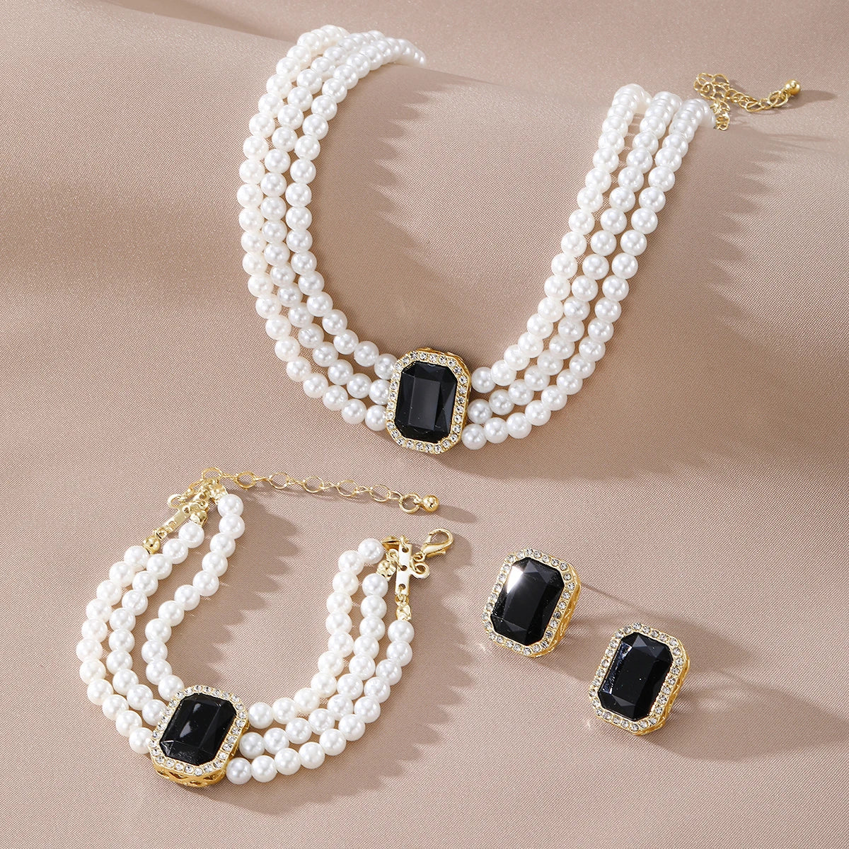 4-piece luxurious multi-layer imitation pearl necklace, earring bracelet, bridal rhinestone wedding jewelry set