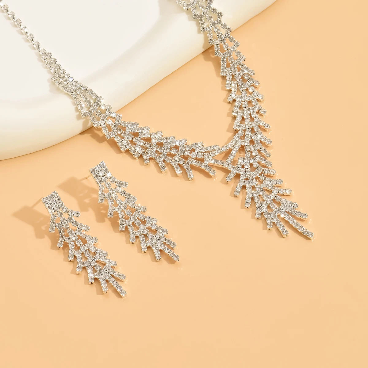 3PC Women's Fashion Trend Claw Chain Series Mimosa Flower Earrings Necklace Jewelry Set Wedding Banquet Party Holiday Gift
