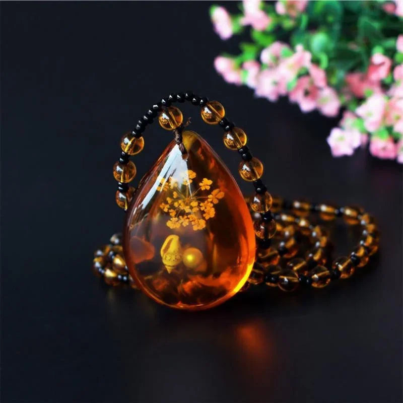 1pcs Amber Flotation Brine Beeswax Bead Necklace Honey Brazilian Amber Necklace Endant Handmade Ethnic Style Pendant Ornament