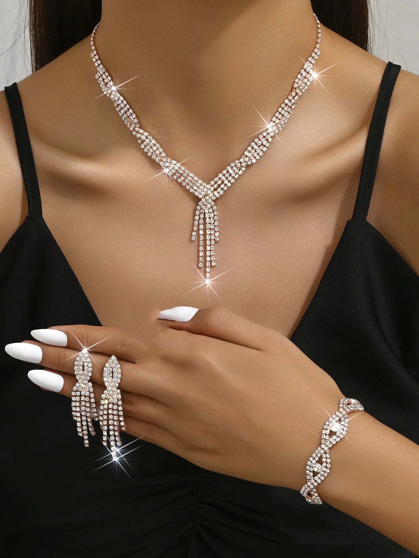 4-piece Wedding Season WOMEN'S High-end Claw Chain Necklace with Earrings and Bracelet Set, Banquet and Party Accessories