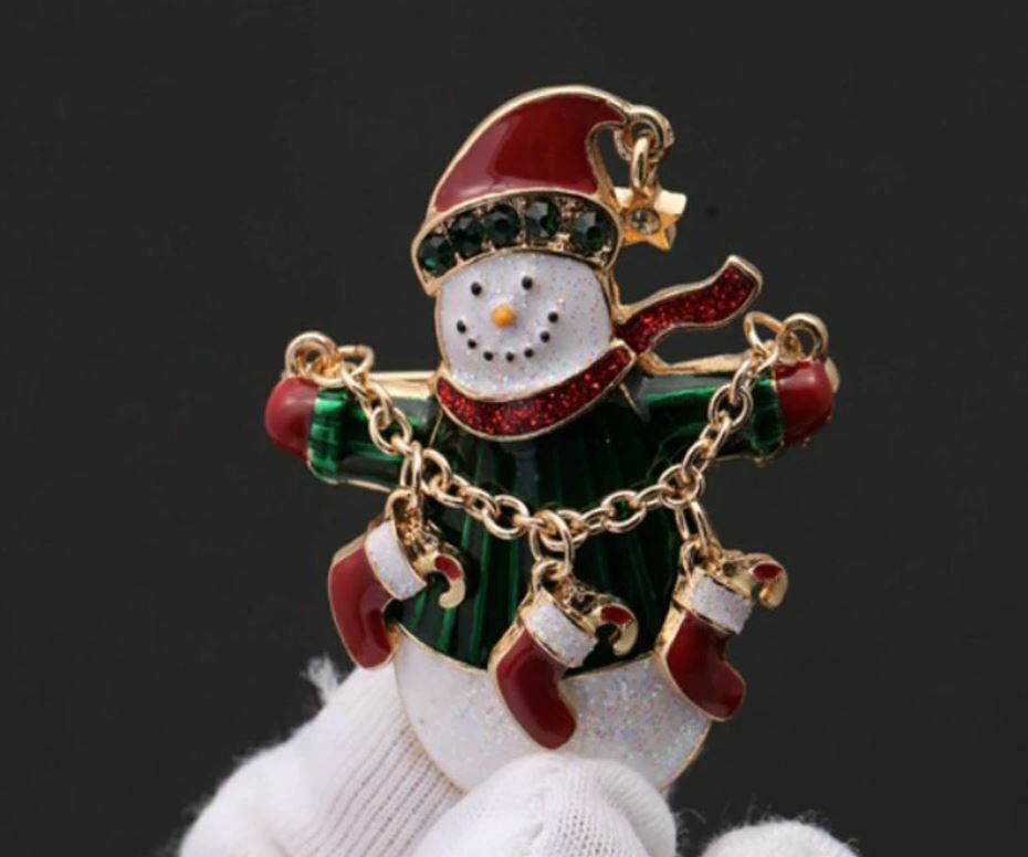Stunning Diamonte XMAS Gold Plated Christmas Elegant Snowman Brooch Cake Pin SM1