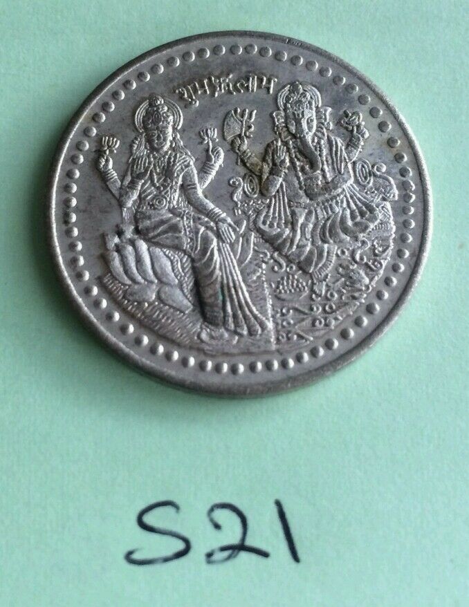 Silver Plated Laxmi Ganesh Ji Hindu OM Legend Good Luck Coin Gift XMas Token S21