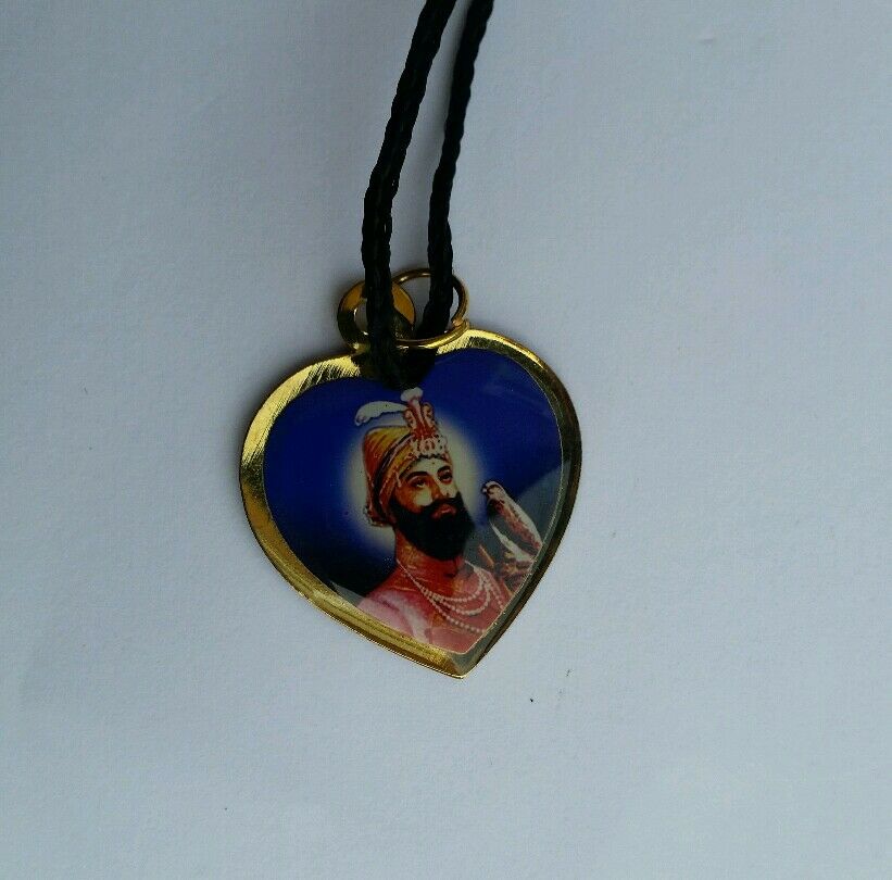 Sikh Double Sided Guru Nanak Ji Guru Gobind Singh Heart Pendant in black thread