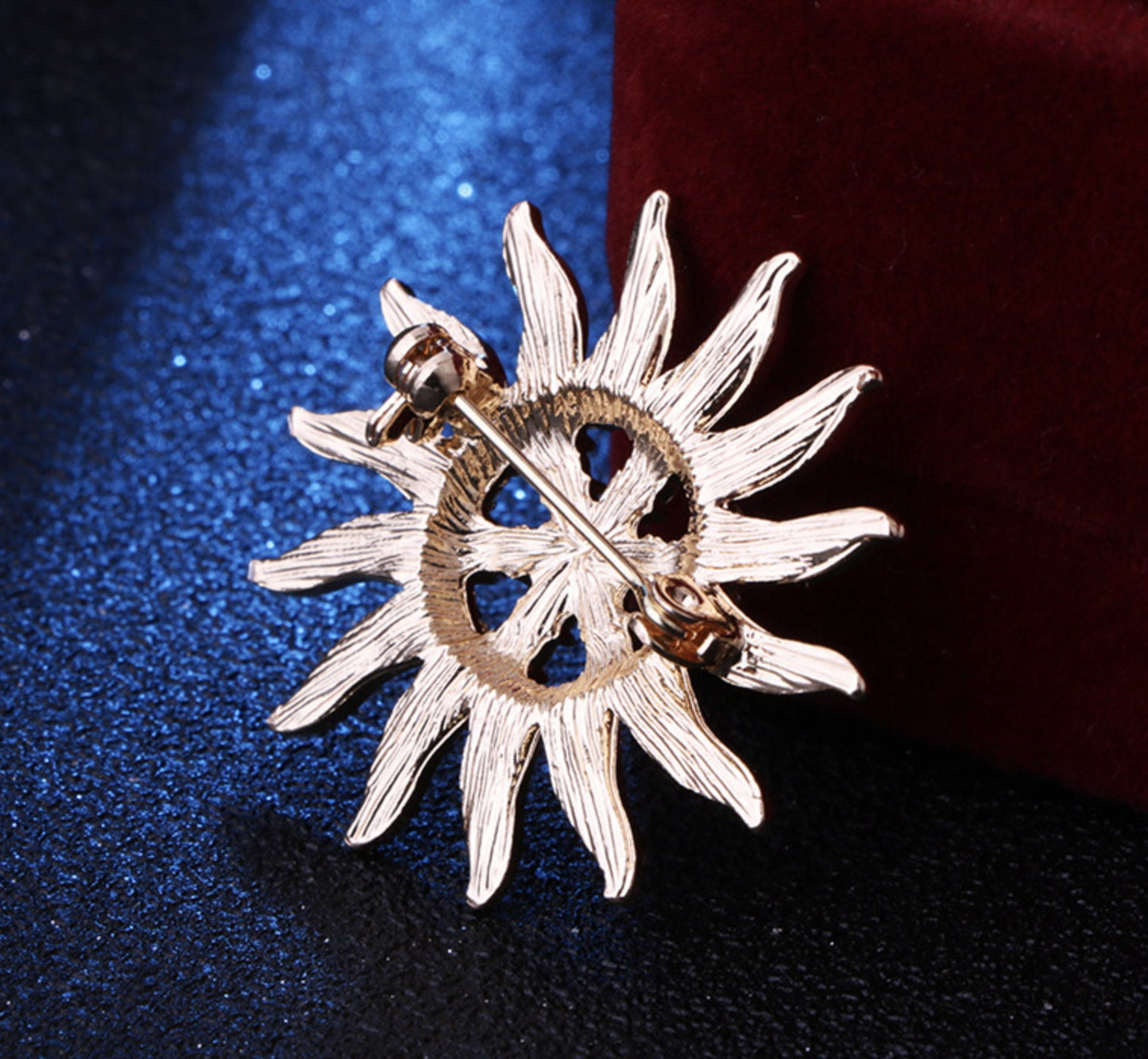 Sun brooch vintage look gold plated stunning star suit coat broach pin new ggg34