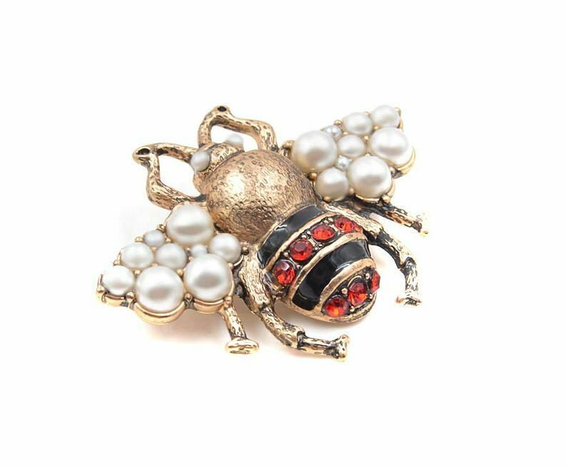 Stunning vintage look gold plated gold honey bee brooch suit coat broach pin z7r