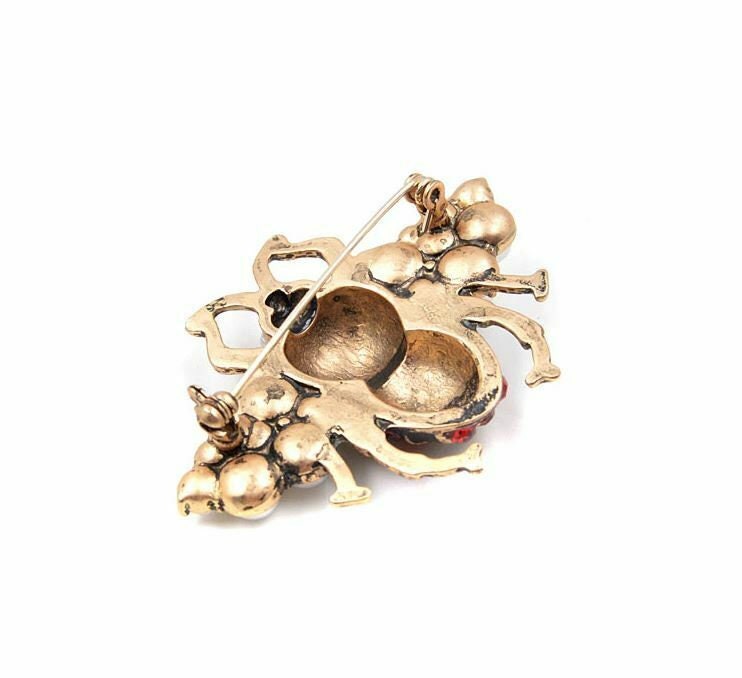 Stunning vintage look gold plated gold honey bee brooch suit coat broach pin z7r