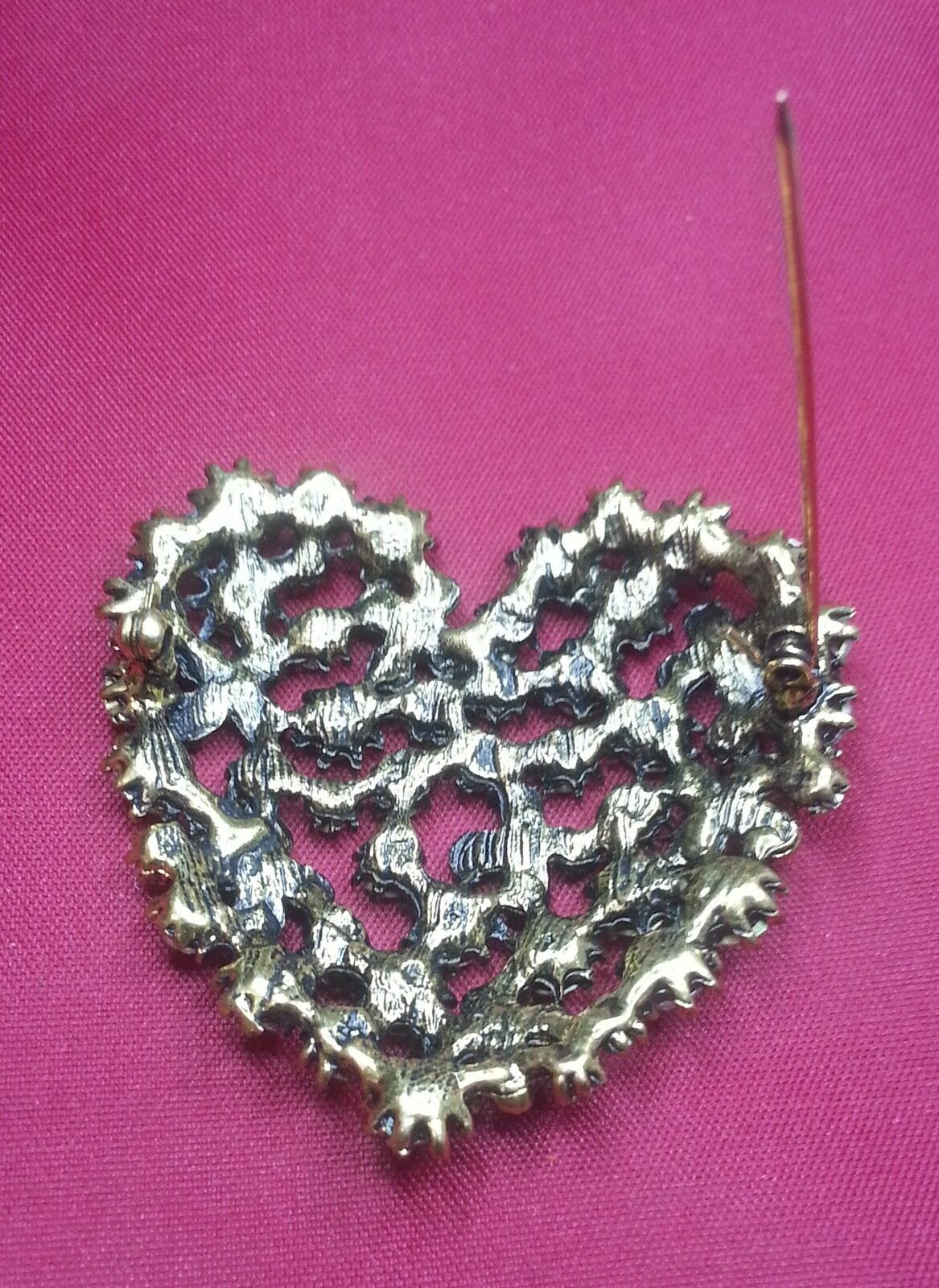 Summer special stunning diamonte vintage style gold plated heart brooch cake pin