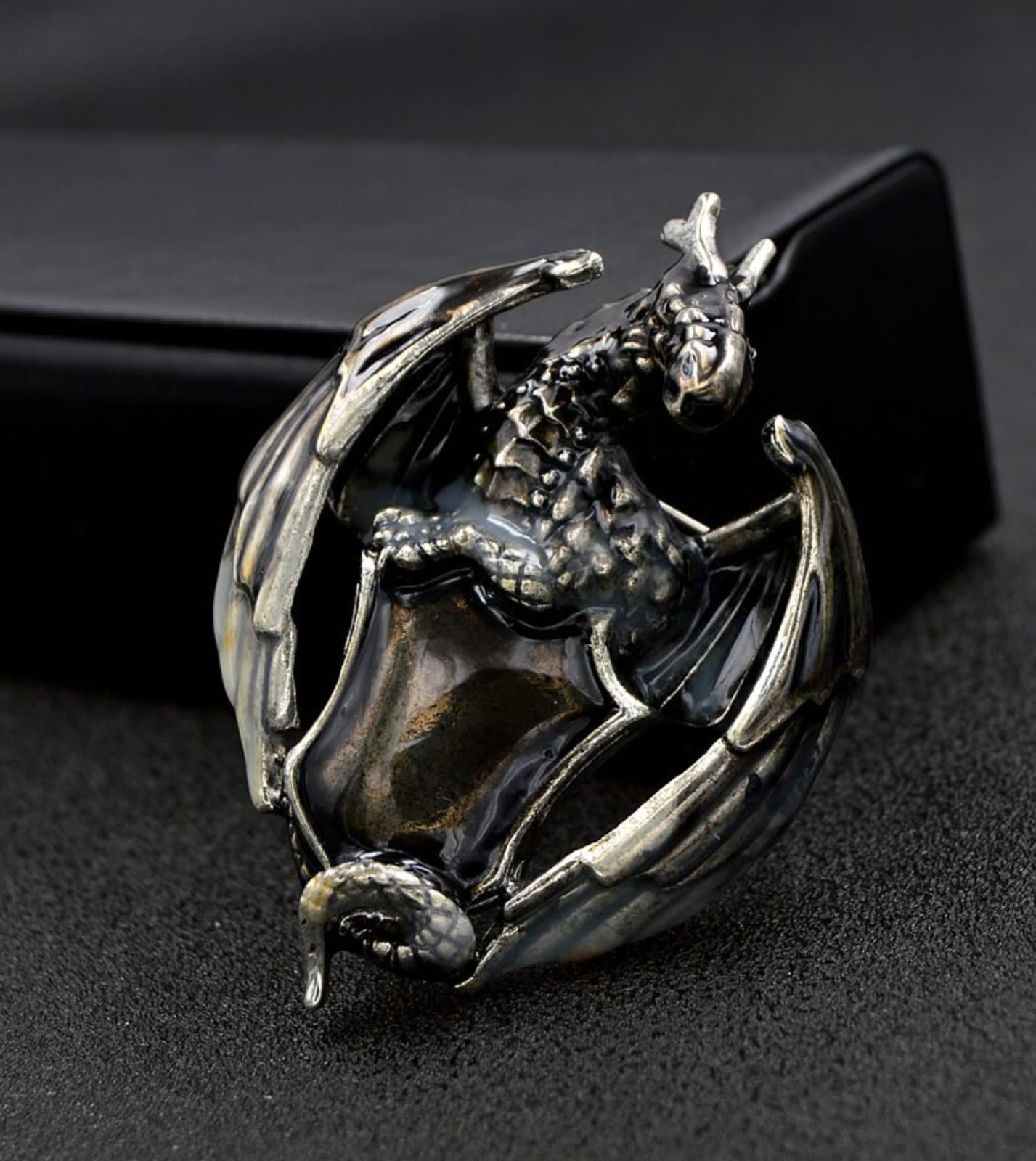 Stunning dragon shell retro vintage look silver plated royal princess design g13