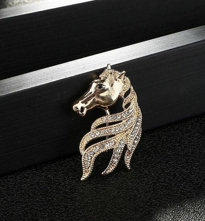 Stunning vintage look gold plated retro horse celebrity brooch broach pin f1