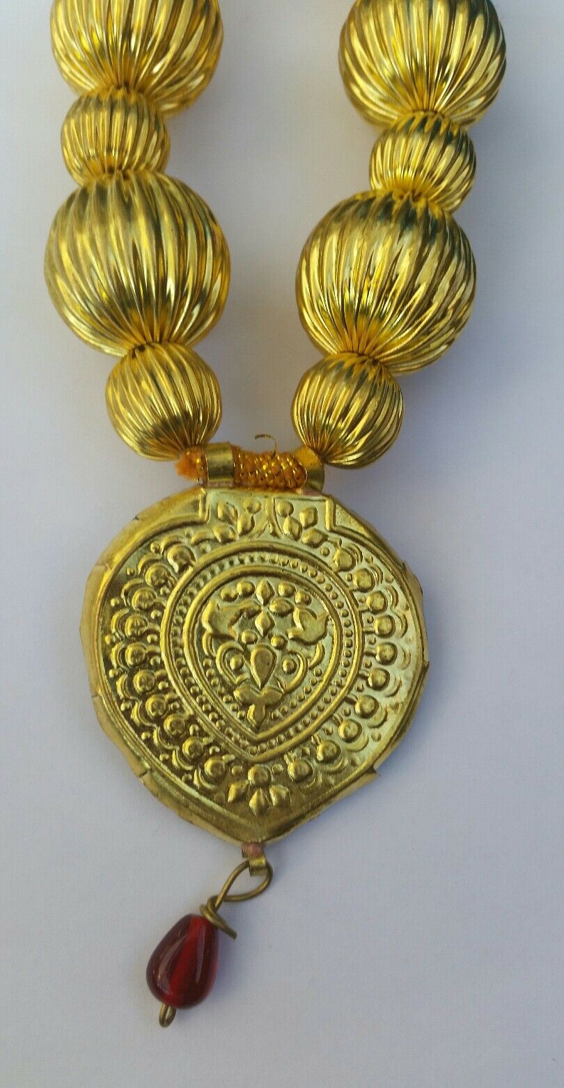Punjabi Kaintha Pendant Bhangra Giddha Folk Necklace Yellow Thread Panjabi UK