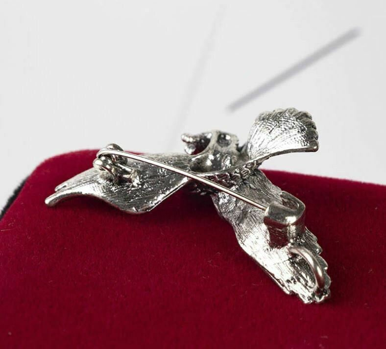 Flying Eagle Brooch Silver Plated Vintage Look Suit Coat Broach Collar Pin B16