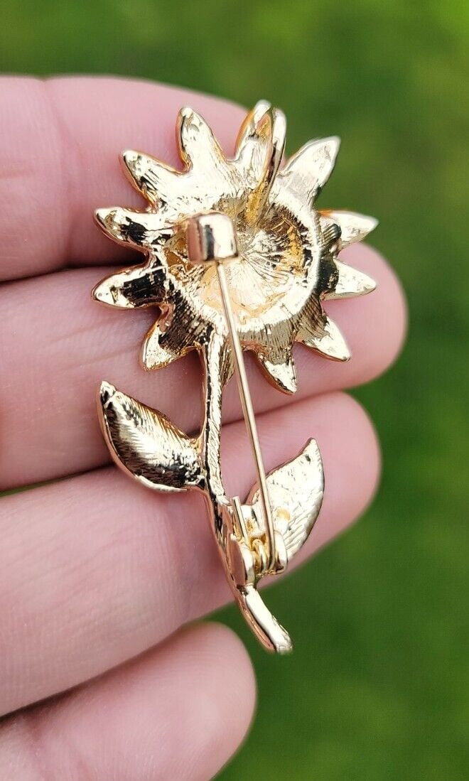 Sun Flower Brooch Pin Celebrity Valentine day vintage look Queen broach S17K New