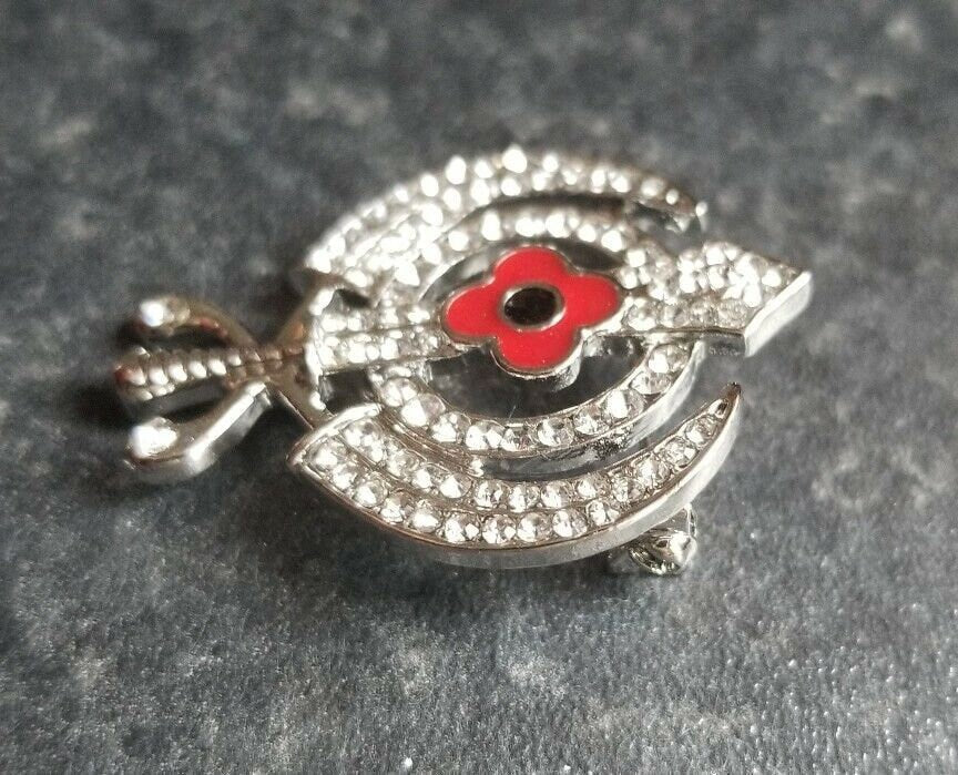 Stunning diamonte silver plated singh kaur khalsa sikh poppykhanda brooch pin