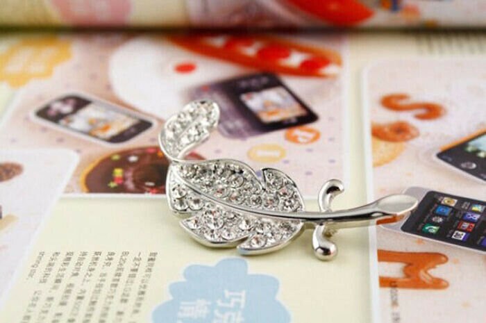 Stunning diamonte silver plated christmas retro feather leaf brooch cake pin l3