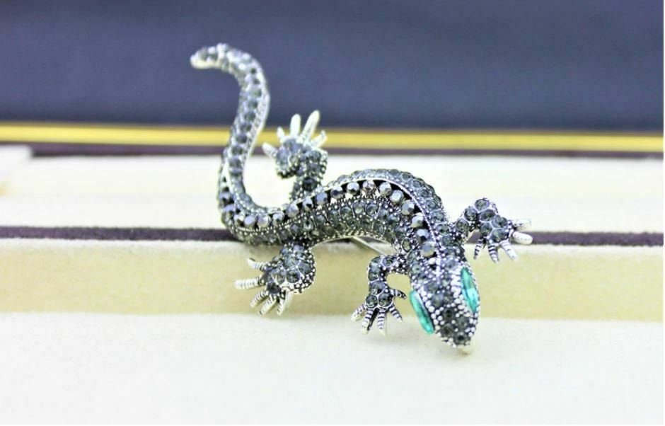 Stunning silver plated vintage look lizard gecko christmas brooch cake pin n6