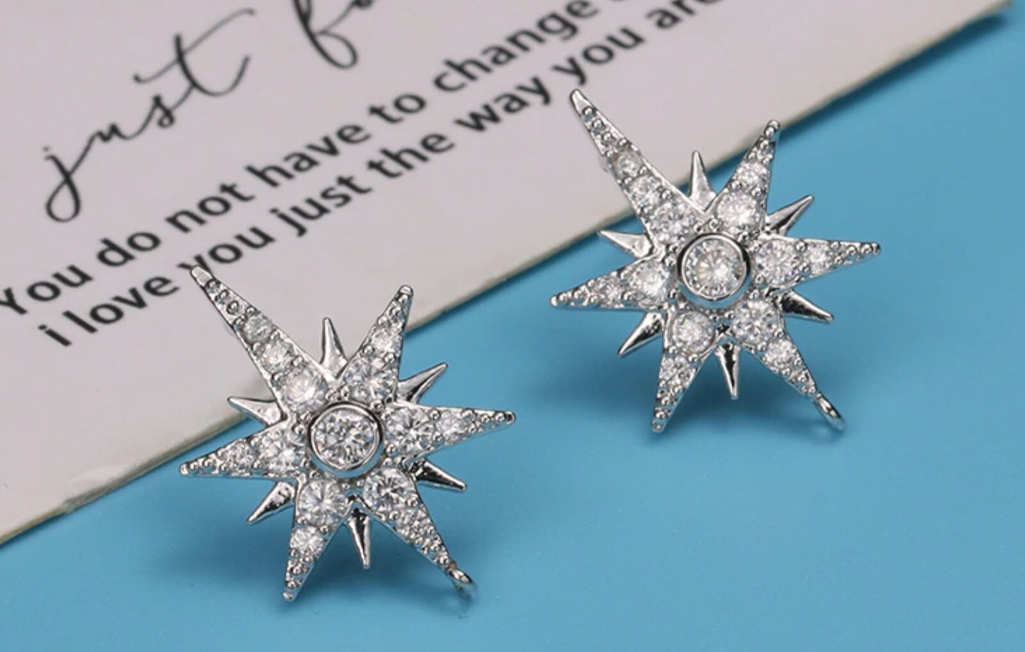Starburst celebrity ear studs pin pair stunning vintage look silver plated jjj36