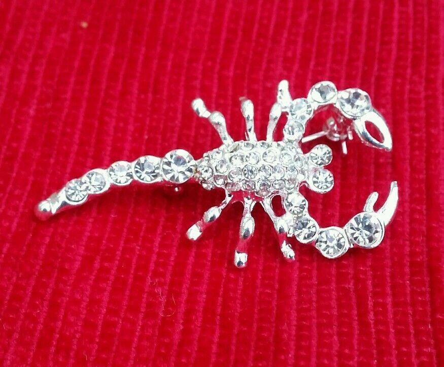 Scorpion Brooch Silver Plated Rhinestones Zodiac Star Sign Pin Gift Talisman New