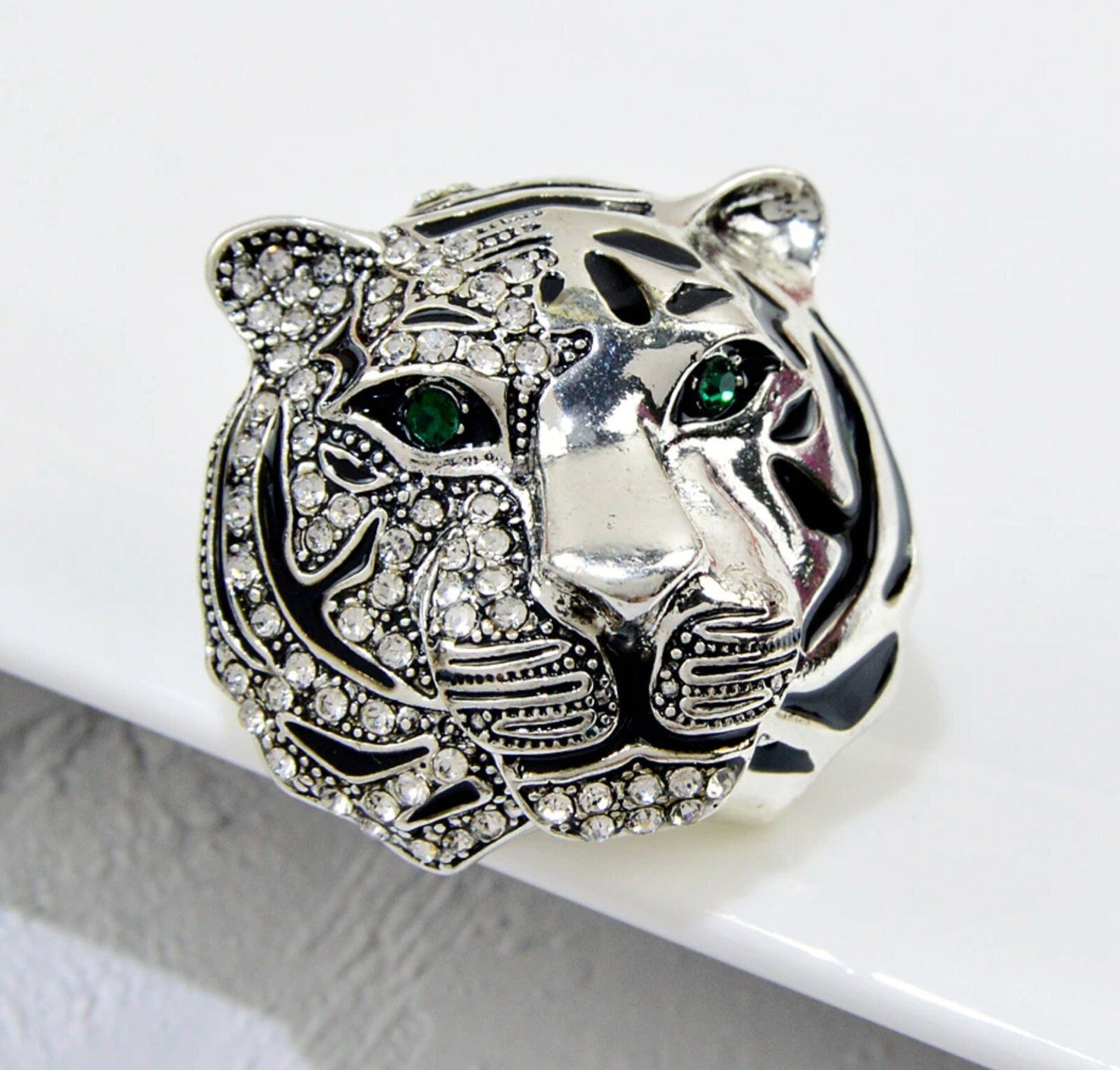 Stunning gold silver plated  tiger leopard  king celebrity brooch broach pin j28