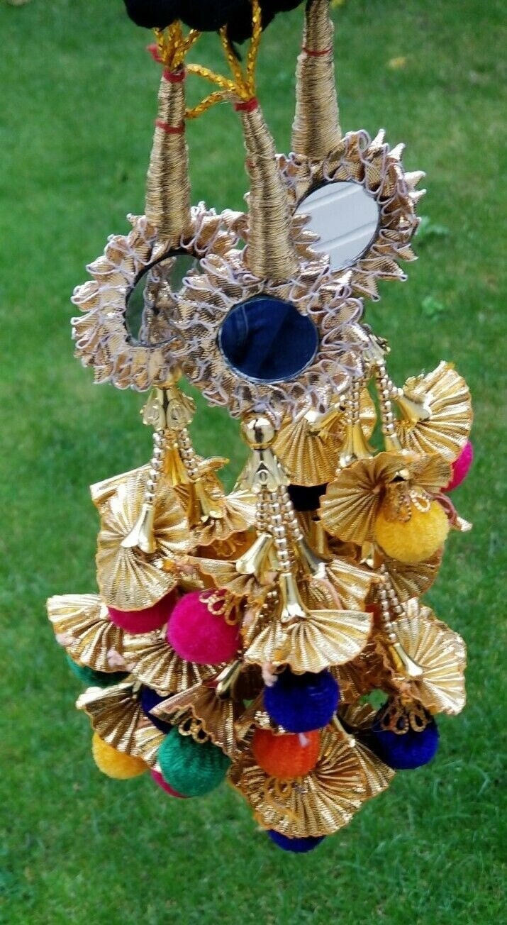 Indian punjabi pranda mehndi jagoo mirror bridal patiala paranda hair braid rrr1