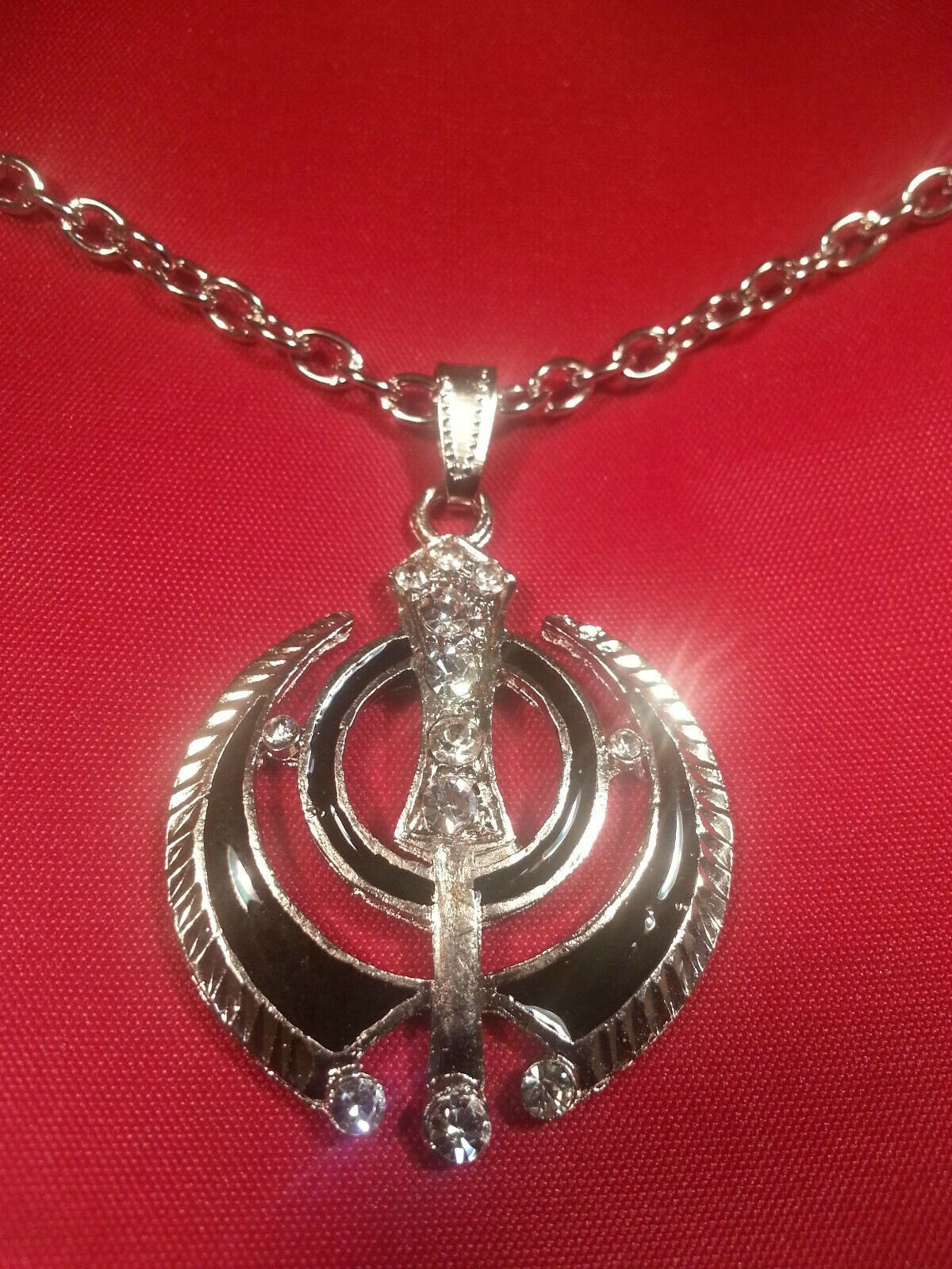 Protection amulet silver plated stunning diamonte sikh singh khanda red or black