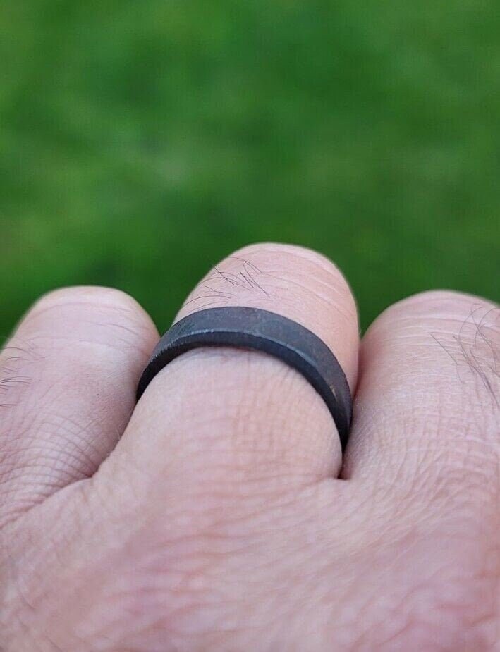 Pure Iron Shani Ring Horse Shoe Adjustable Chala saturn protection Astrology EE3