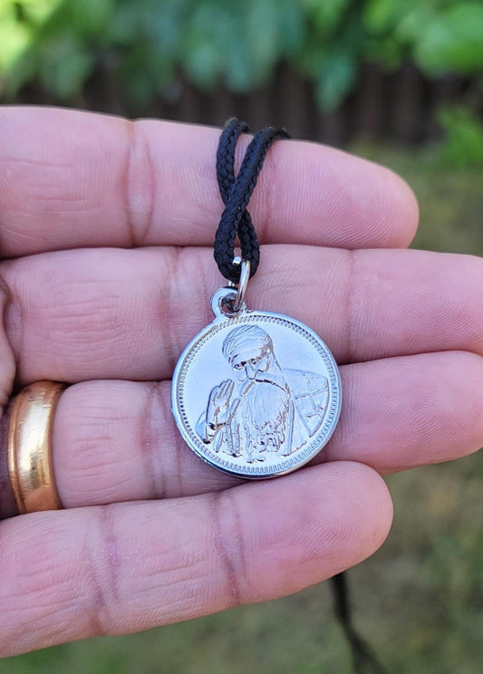 Guru Nanak Ji Guru Gobind Pendant Sikh Silver Plated black Dori Necklace LL4 New