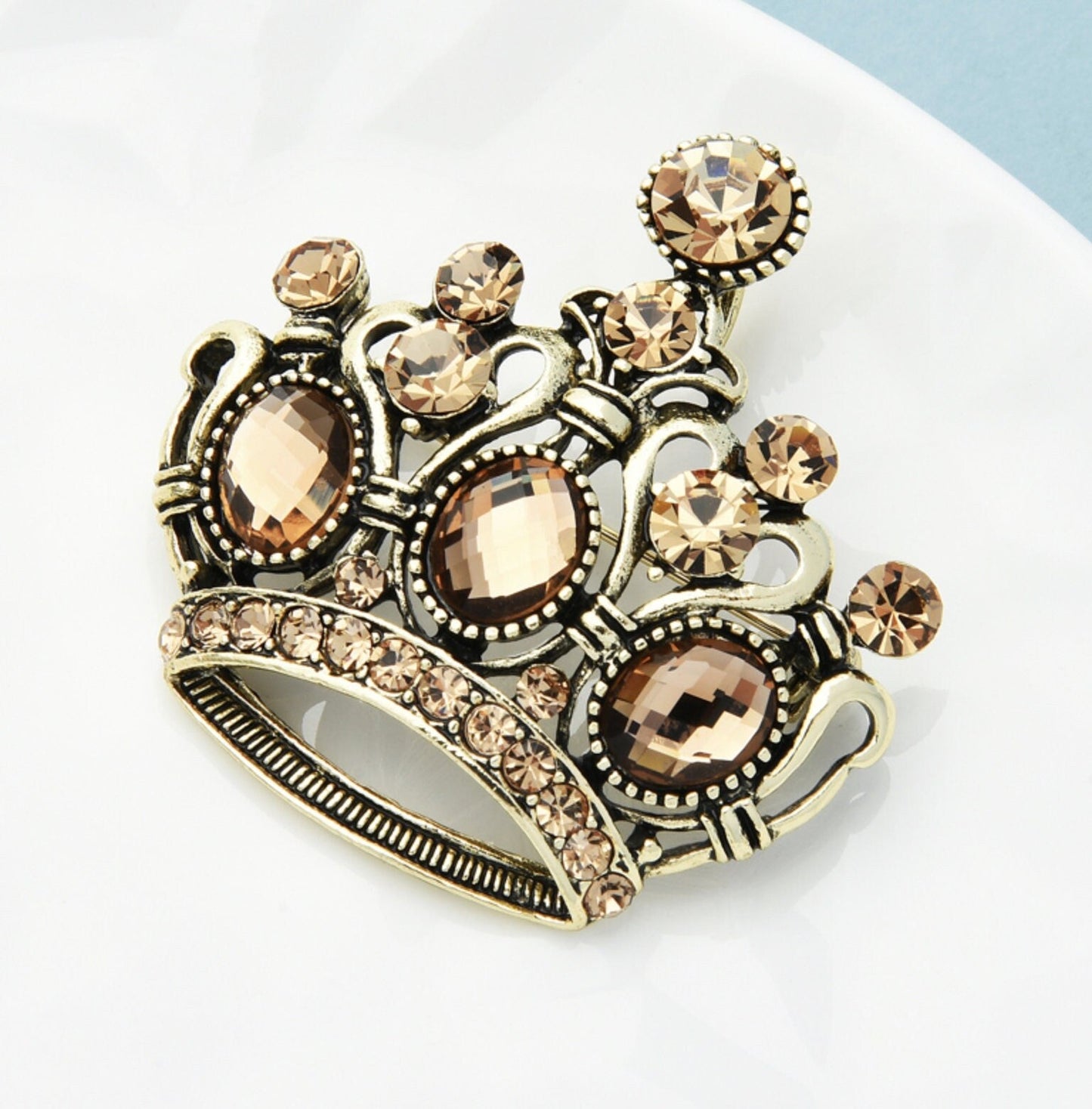 Jubilee crown brooch vintage look queen broach stunning gold plated pin kk4 new
