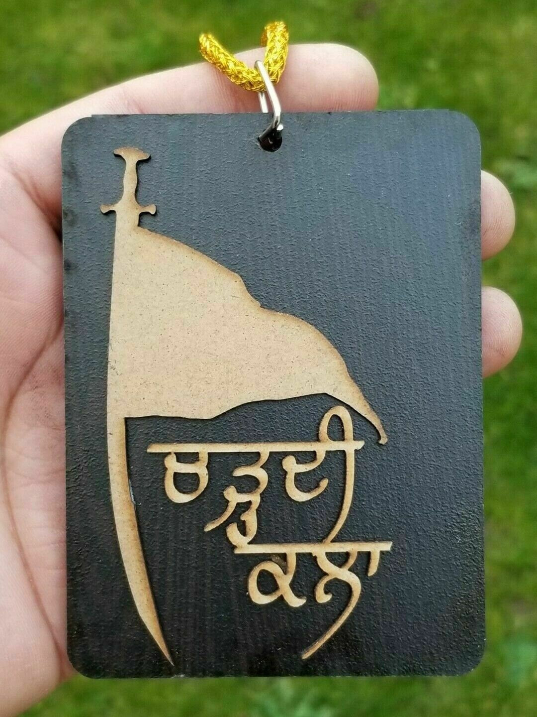 Punjabi sikh wooden chardi kala nishan sahib pendant protection car hanger kk3