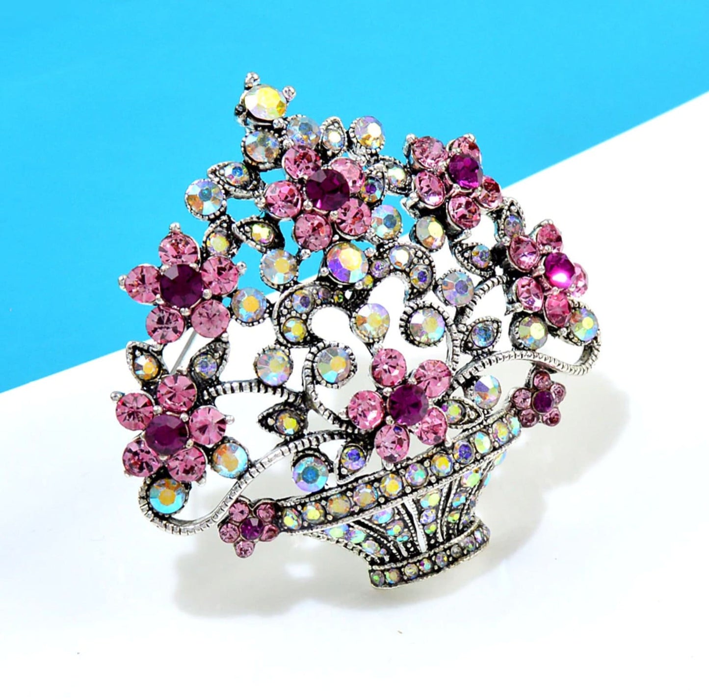 Flower basket brooch vintage look stunning diamonte silver plated broach pin j58