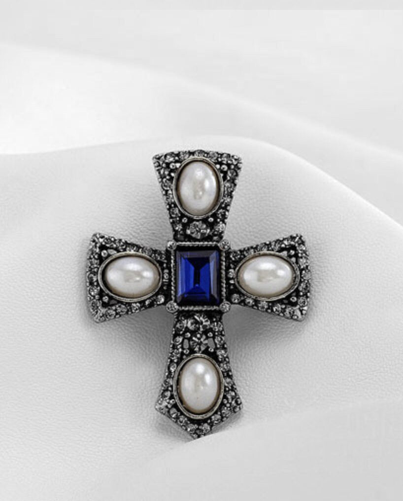 Royal cross brooch vintage look silver plated celebrity broach queen pin k42 new