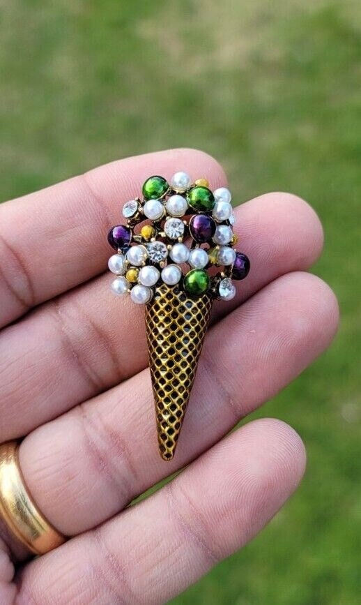 Ice Cream cone brooch celebrity vintage look gold plated design pin broach k13R