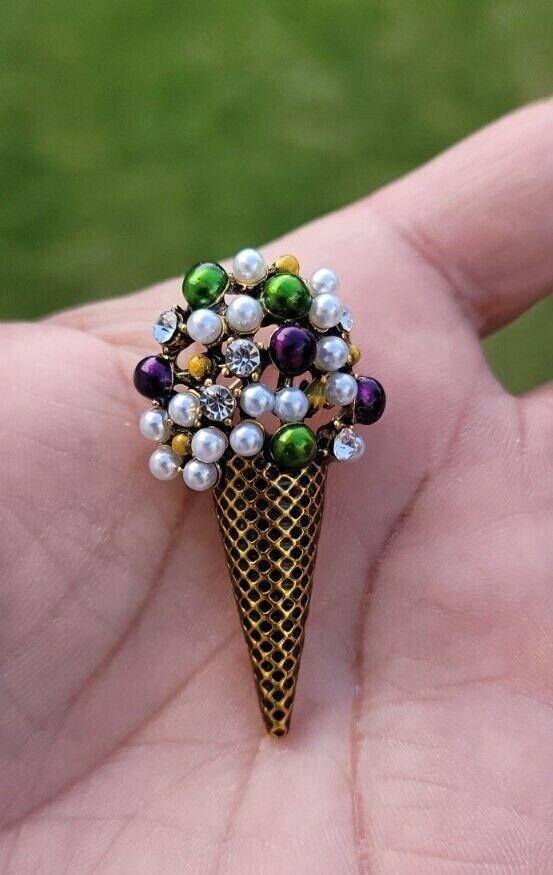 Ice Cream cone brooch celebrity vintage look gold plated design pin broach k13R