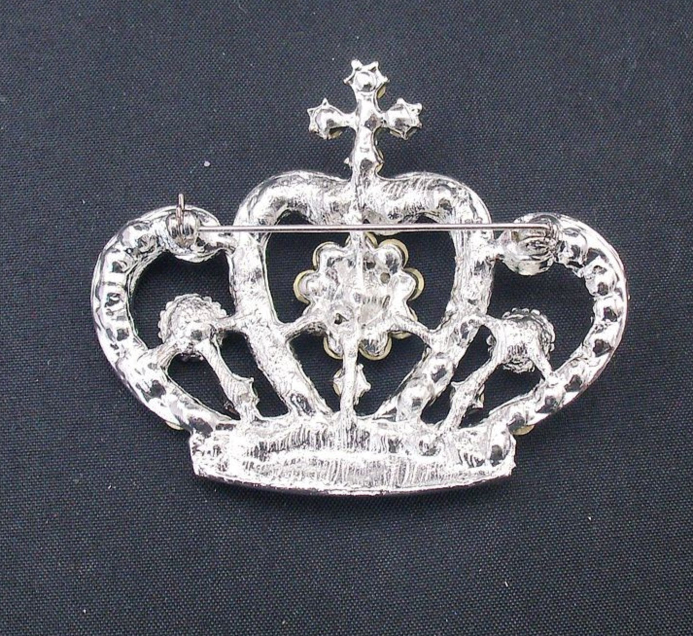 Crown brooch stunning vintage look silver plated stones royal design broach u18