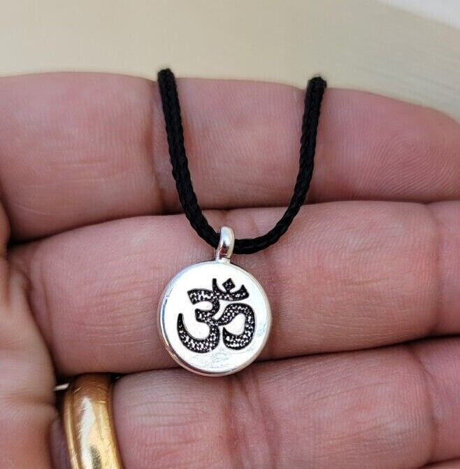Om Pendant Hindu Ohm Power Silver Gold Plated Evil Eye Protection Shield K53 New