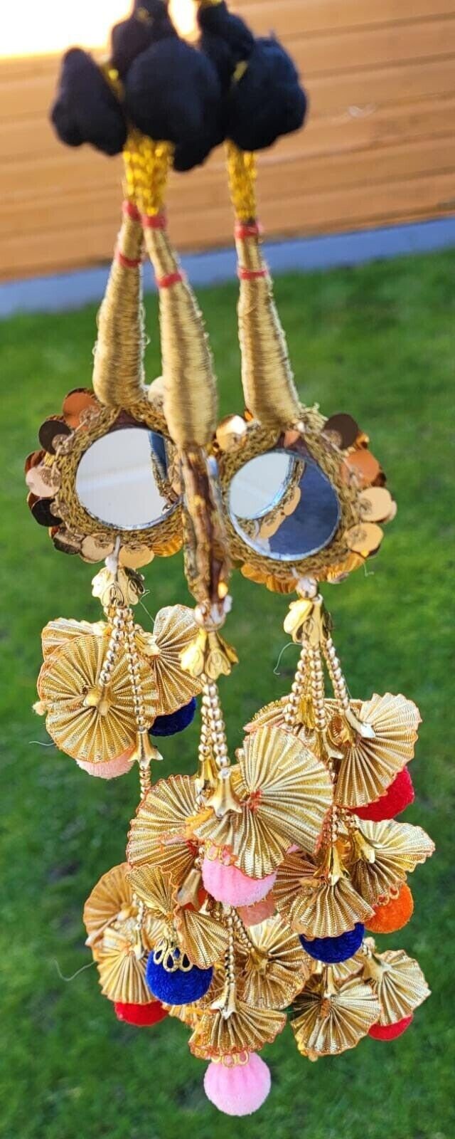 Indian punjabi parandi mehndi jaago mirror bridal patiala paranda hair braid tt1