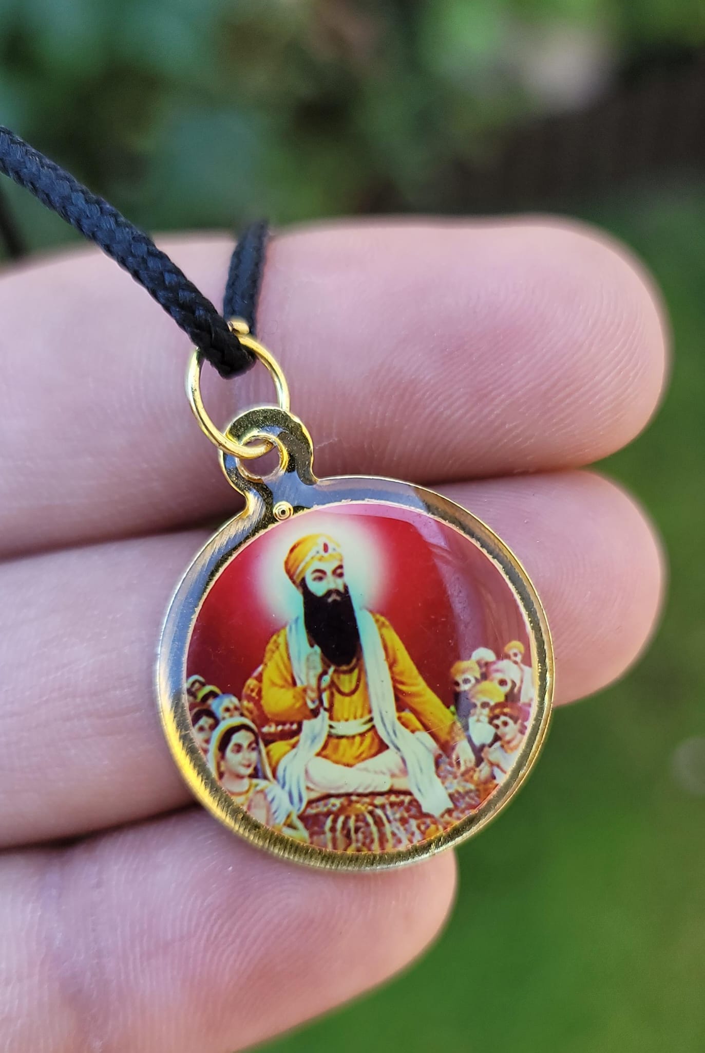 Guru Nanak Ji Baba Vadbhag Singh Sikh Round Pendant Black Evil Shield Thread MM1