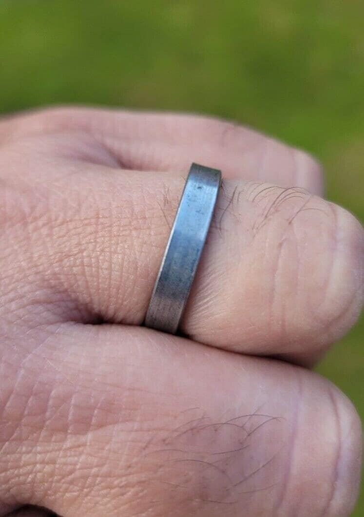 Beautiful protection amulet pure iron sarbloh punjabi hindu sikh ring adjustable