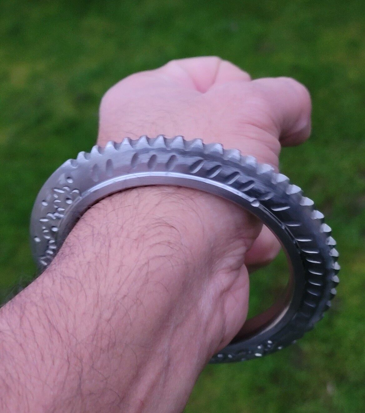 Sarbloh Toothing Edge Chakri Kara Floral Engraved Heavy Kada Sikh Khalsa Bangle Pure Iron OG4 New