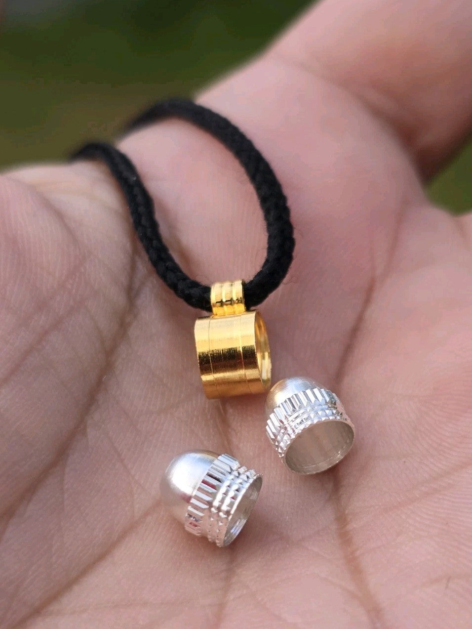 Punjabi Taweet Taviz Taveez Evil Eye Protection Locket pendant Nazar Shield U57