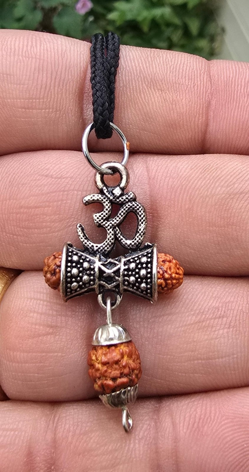 Hindu Silver plated Rudraksha Om Trishul Mahakaal Shiva Pendant Nazar Shield Q37