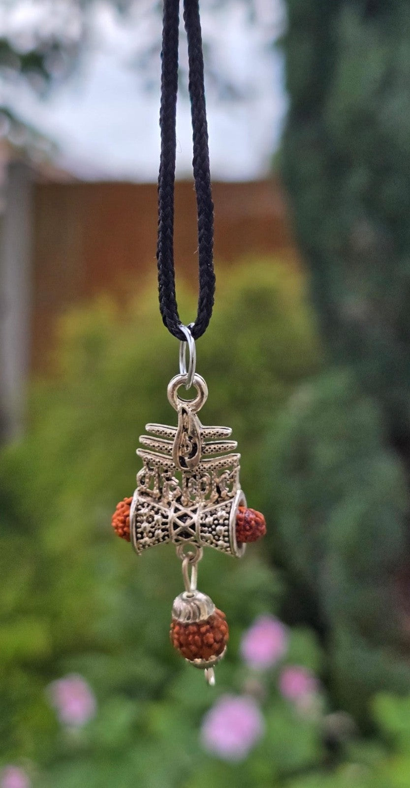 Hindu Silver plated Rudraksha Om Trishul Mahakaal Shiva Pendant Nazar Shield Q37